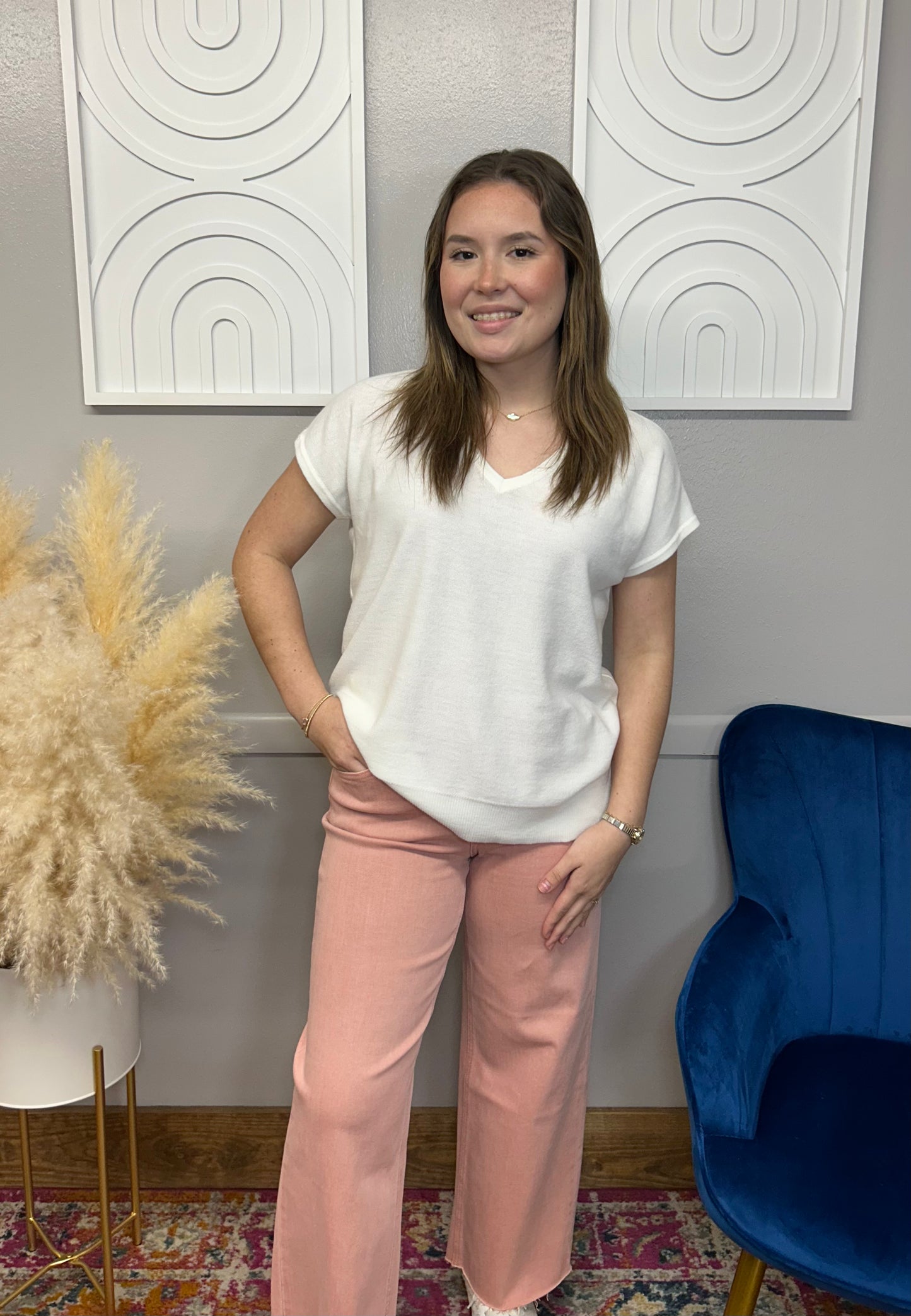 MILLIE IVORY V-NECK PULLOVER KNIT