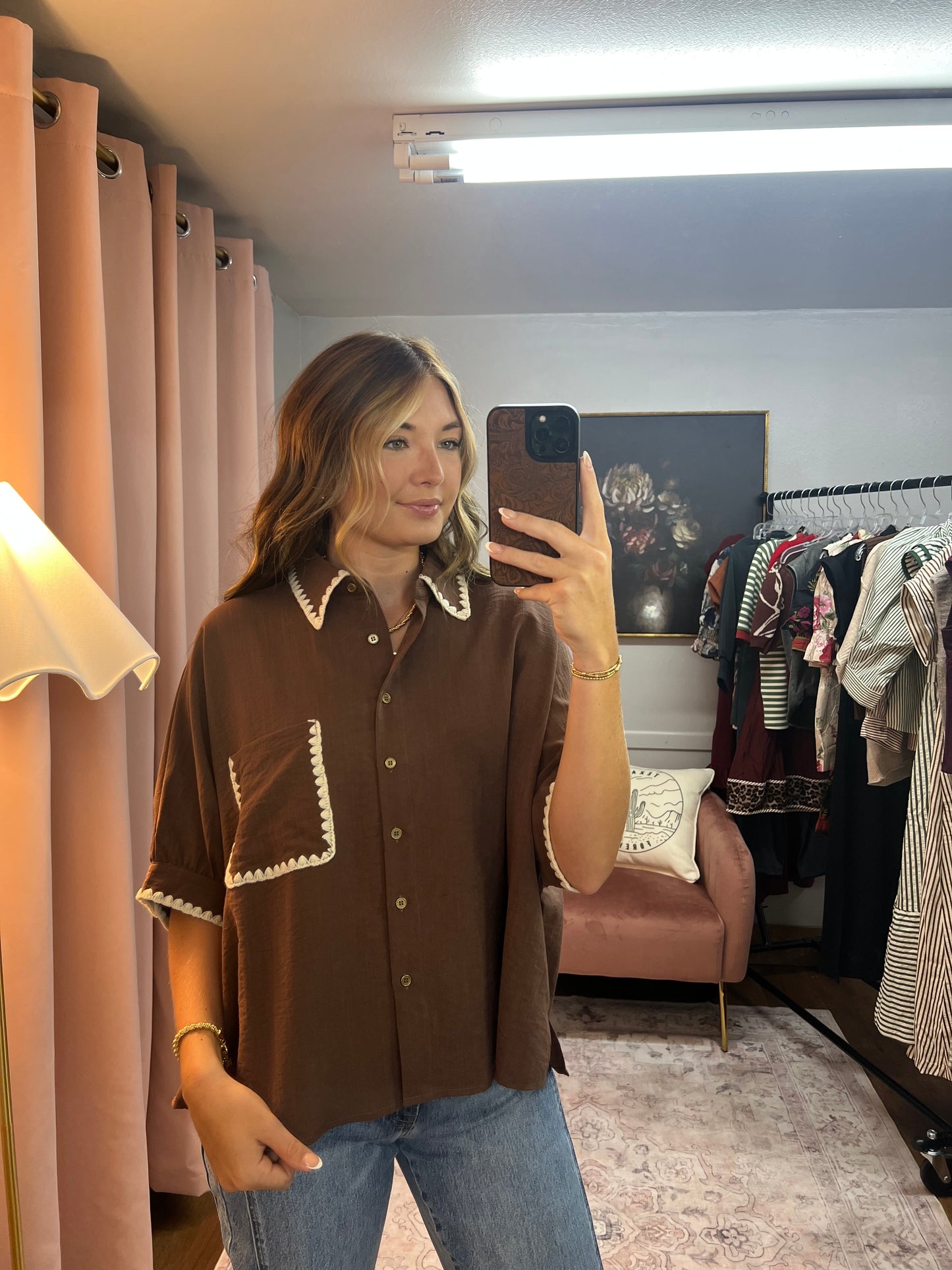 BROWN TRIANGLE TRIM POCKET