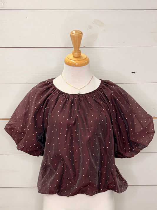BURGUNDY POLKA DOT PUFF SS