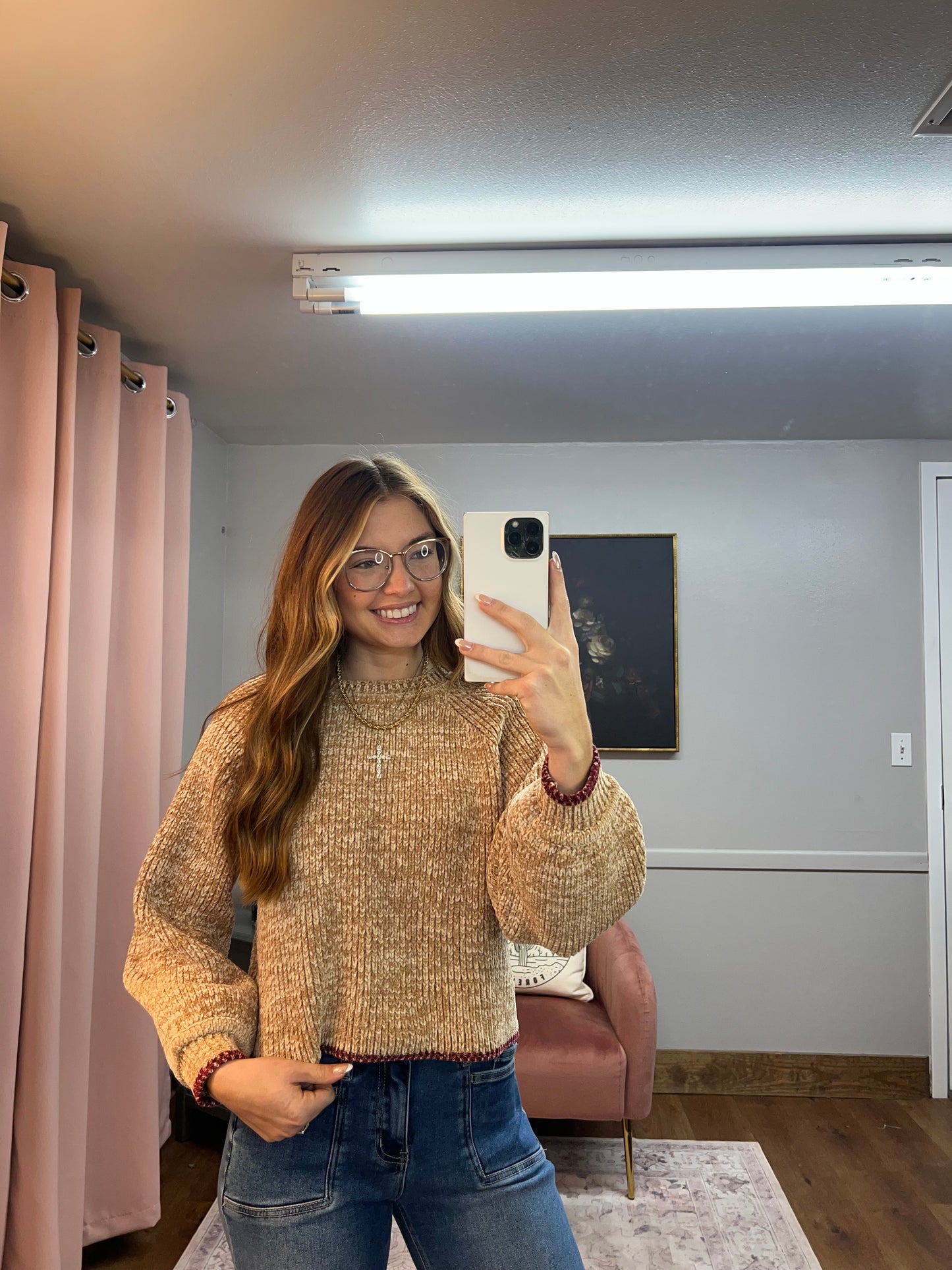 CARAMEL RED TRIM SWEATER