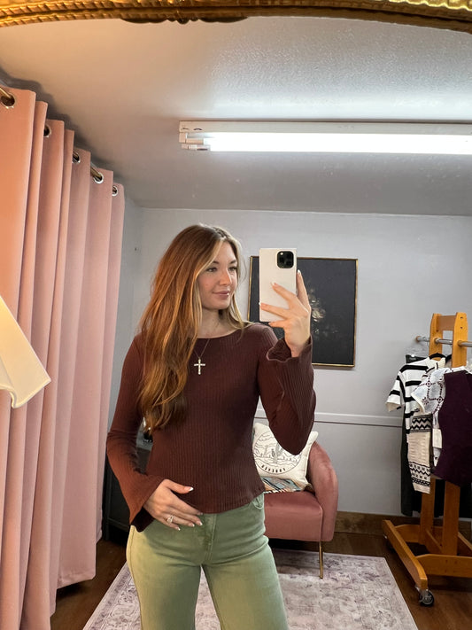BROWN RIBBED BELL SLEEVE TOP