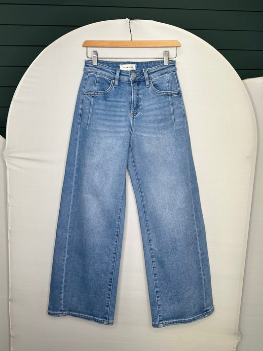 LIGHT SLOUCHY CROP WIDE RISEN JEAN