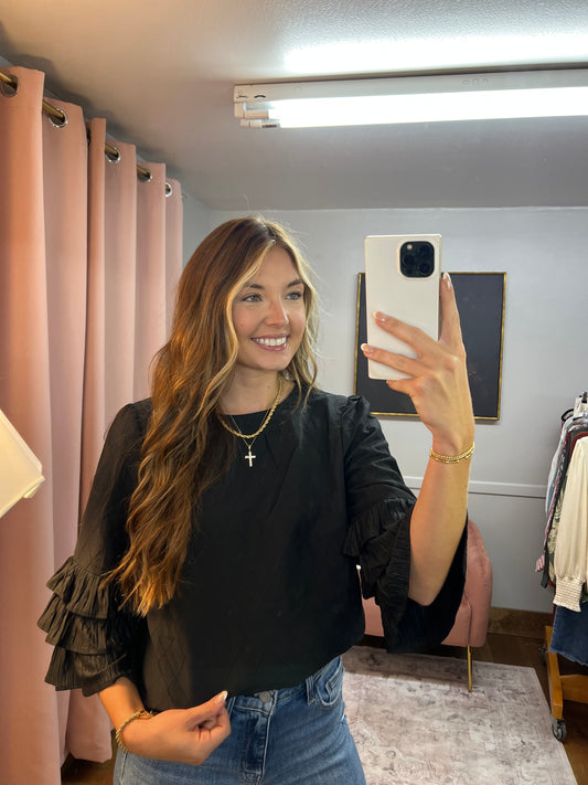 BLACK TIERED 3/4 SLEEVE TOP