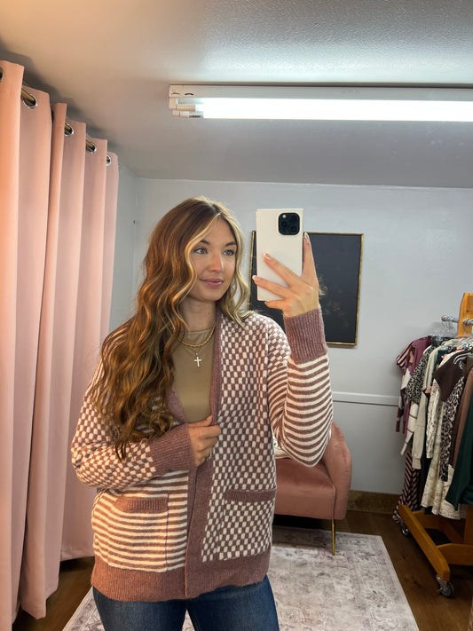 LAVENDER PATTERN CARDIGAN