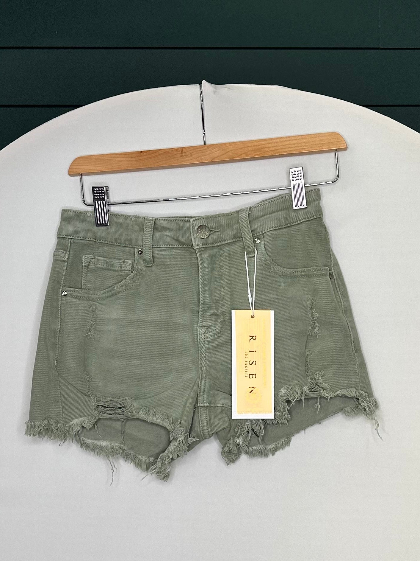 OLIVE MR SHORT LS FRAYED HEM RISEN
