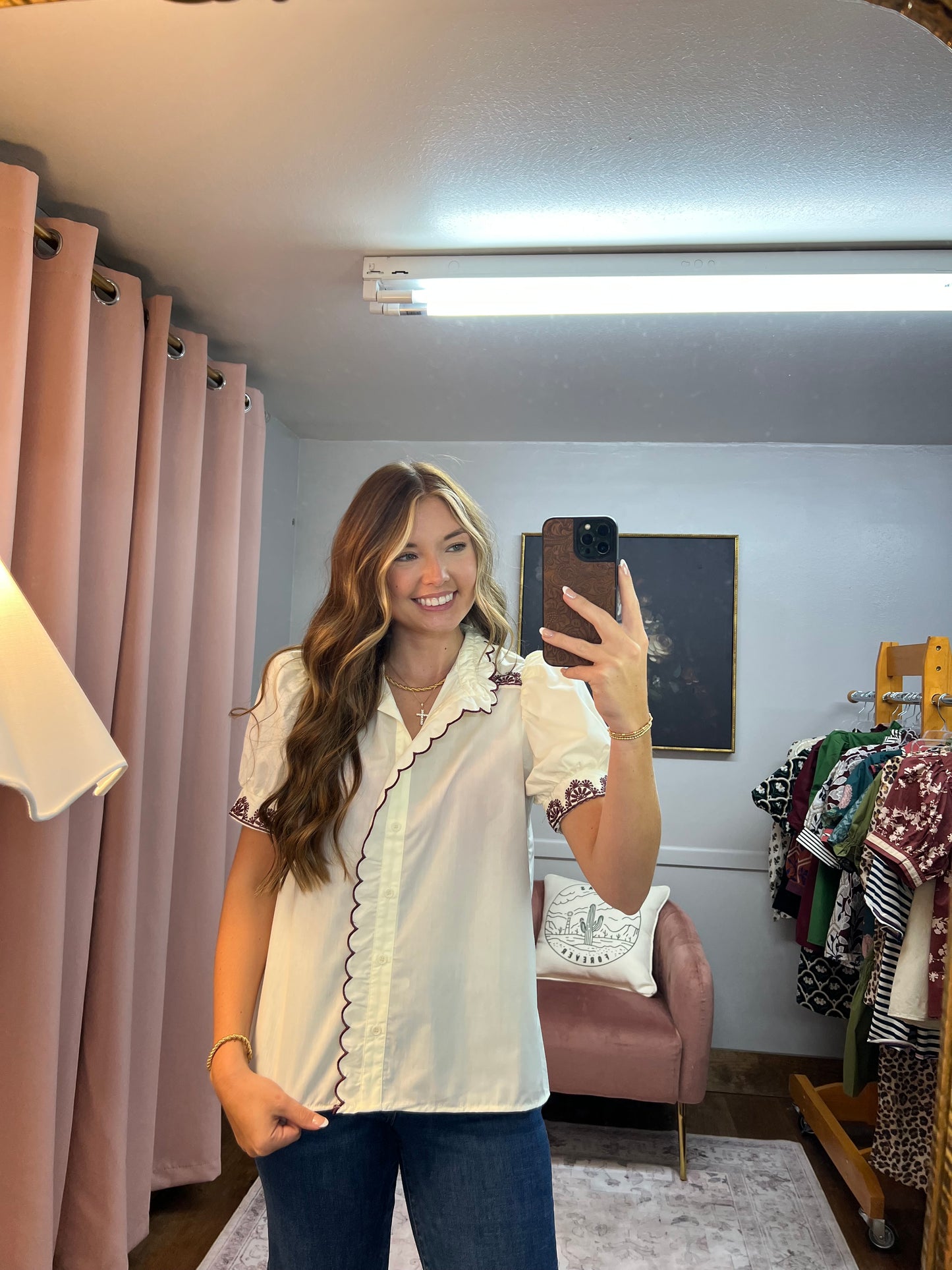 CREAM/BURGUNDY SCALLOPED BUTTON BLOUSE