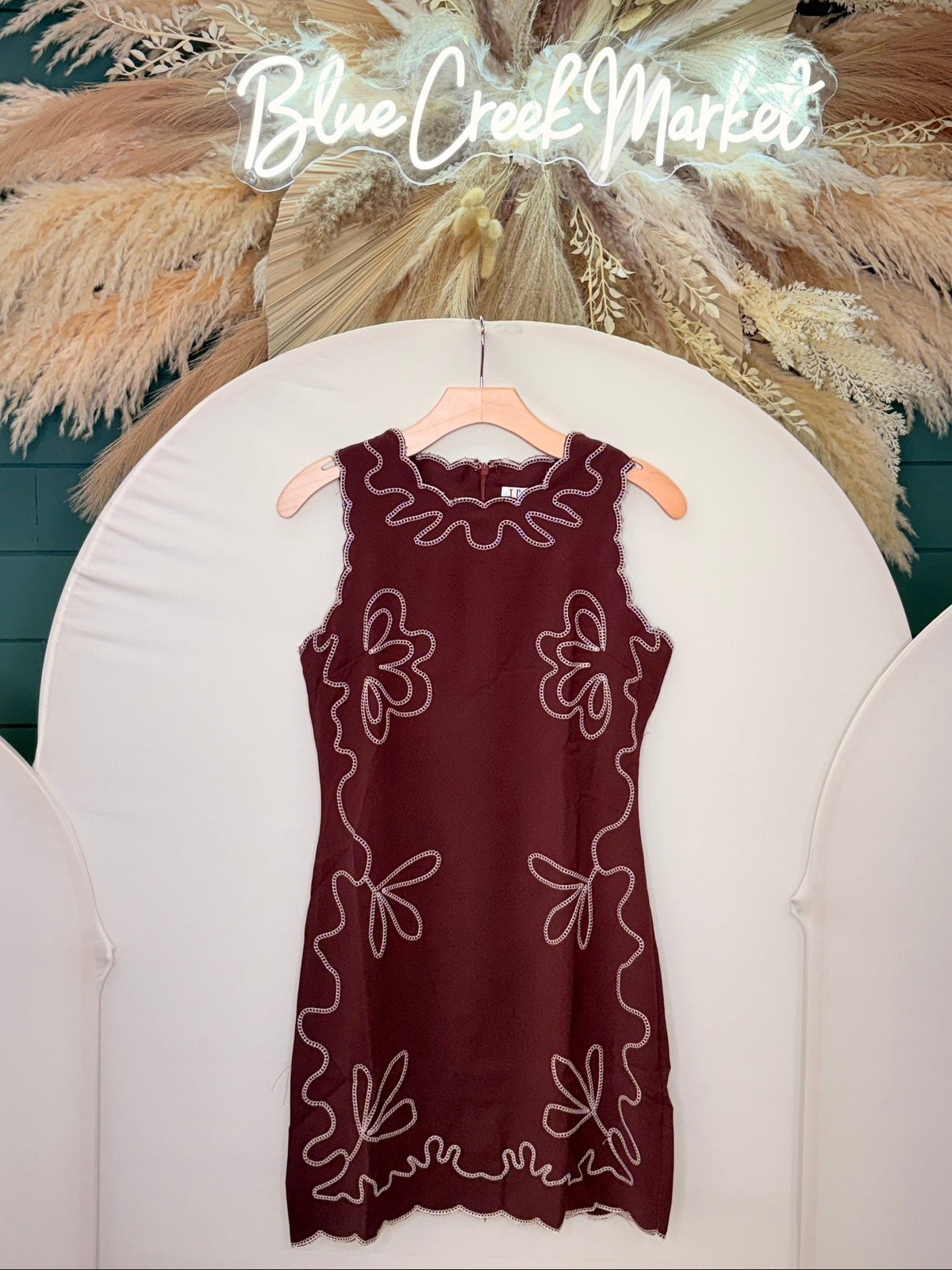 MAROON/WHT EMB. DRESS