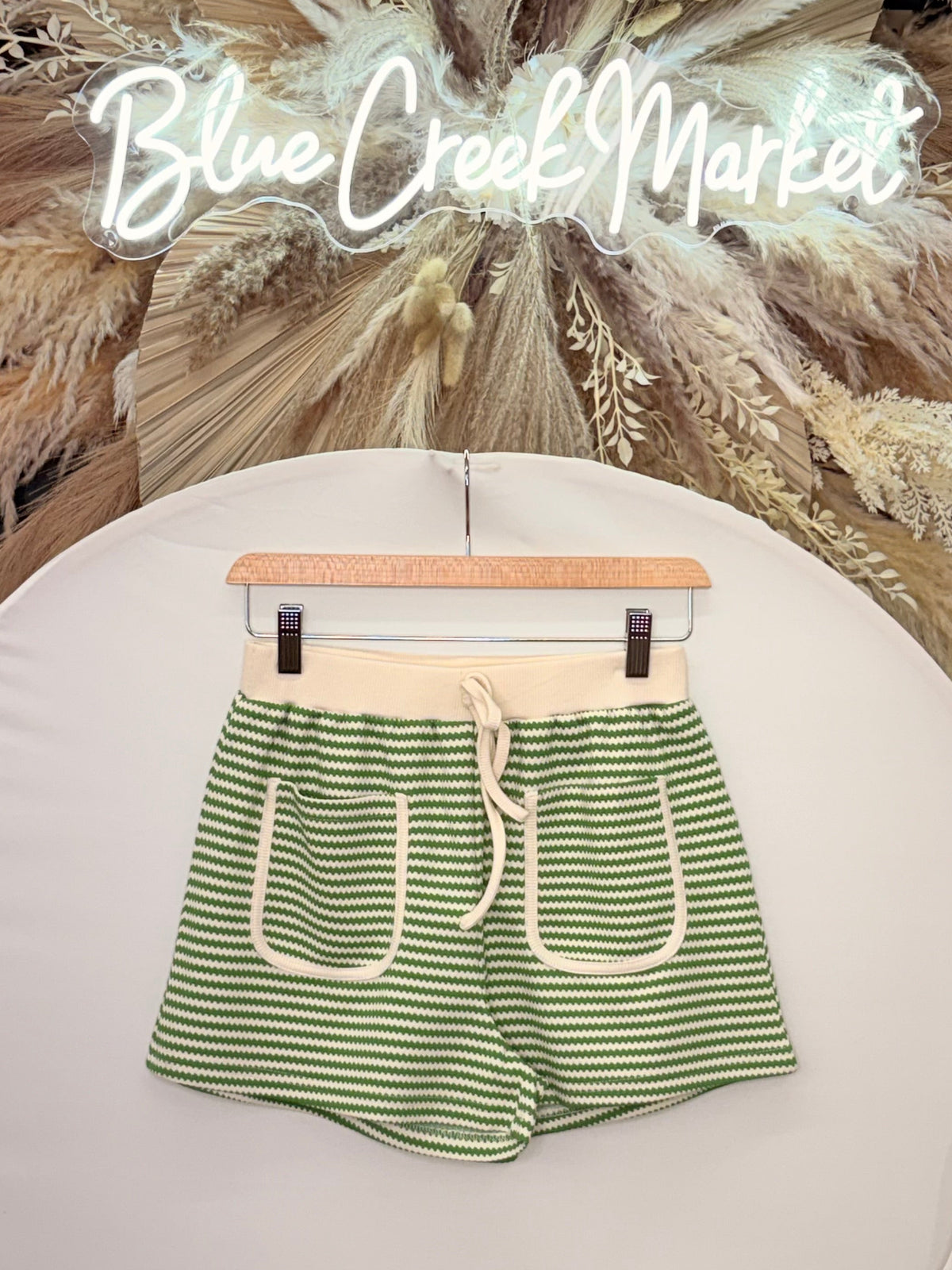 GREEN ZIG ZAG STRIPE KNIT SHORT