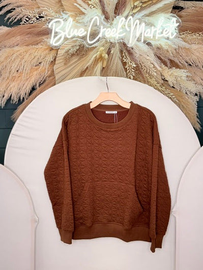 BROWN QUILTED POCKET SWEATER