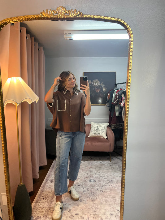 BROWN TRIANGLE TRIM POCKET