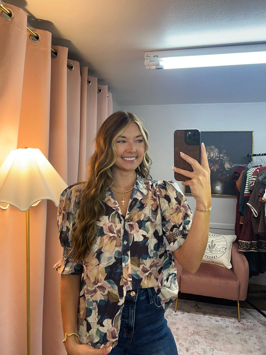 NAVY/BLUSH FLORAL BUTTON BLOUSE